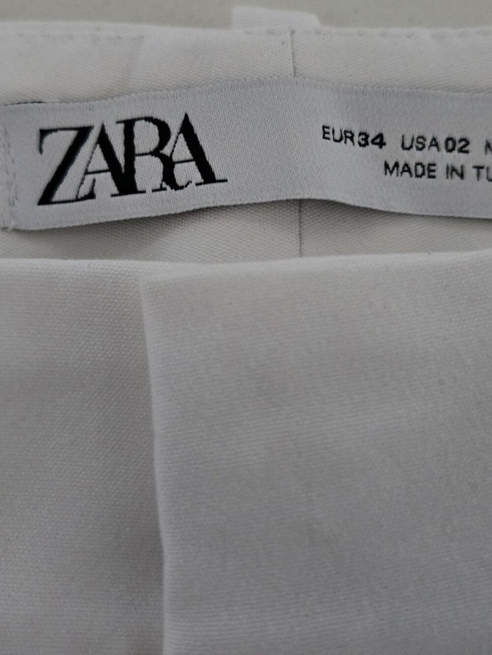 Zara Capris
